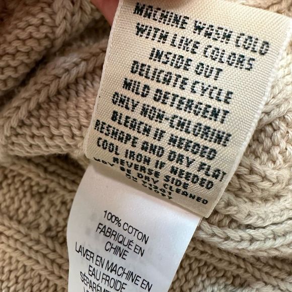๐L.L. Bean Fall/ Autumn Khaki Cable Knit Sweater - Picture 4 of 11